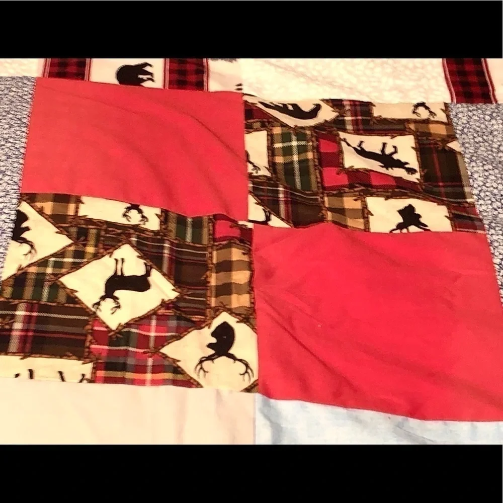 Lightweight Hand sewn Patchwork Quilt 75”X56”